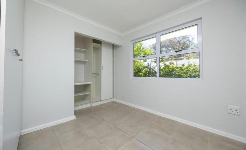 3 Bedroom Property for Sale in Wellway Park East Western Cape